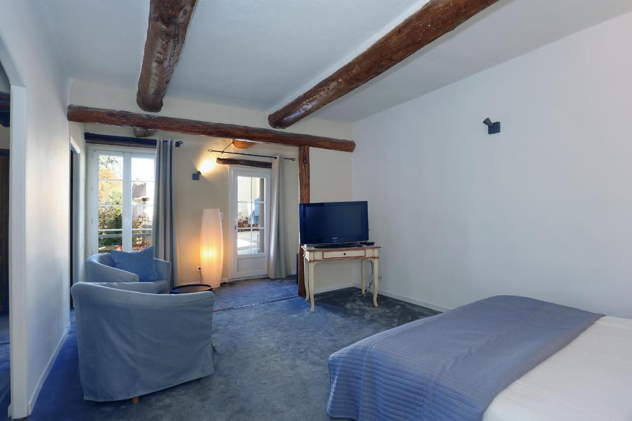 Bed and Breakfast Le Cheval Blanc La Bastide-des-Jourdans Exteriér fotografie